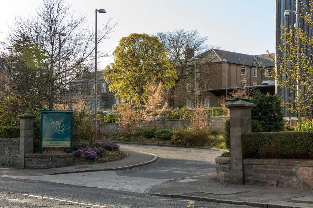 West Park Summer Campus Dundee Exteriör bild
